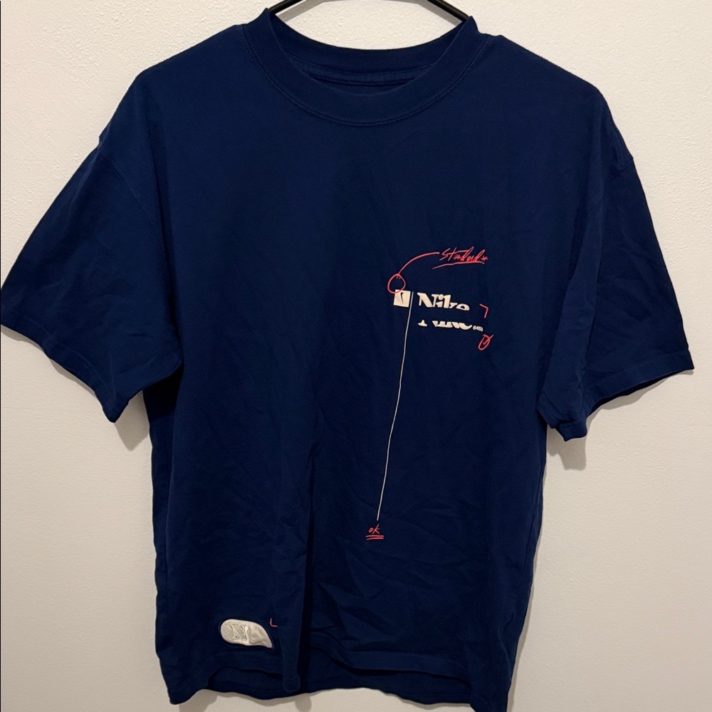 Nike standard graphic tee